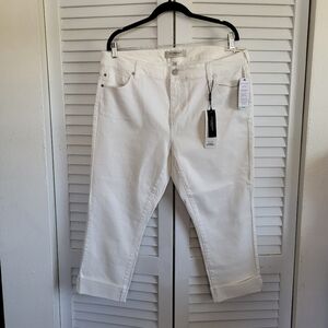 Charlie Crop Wide Jeans